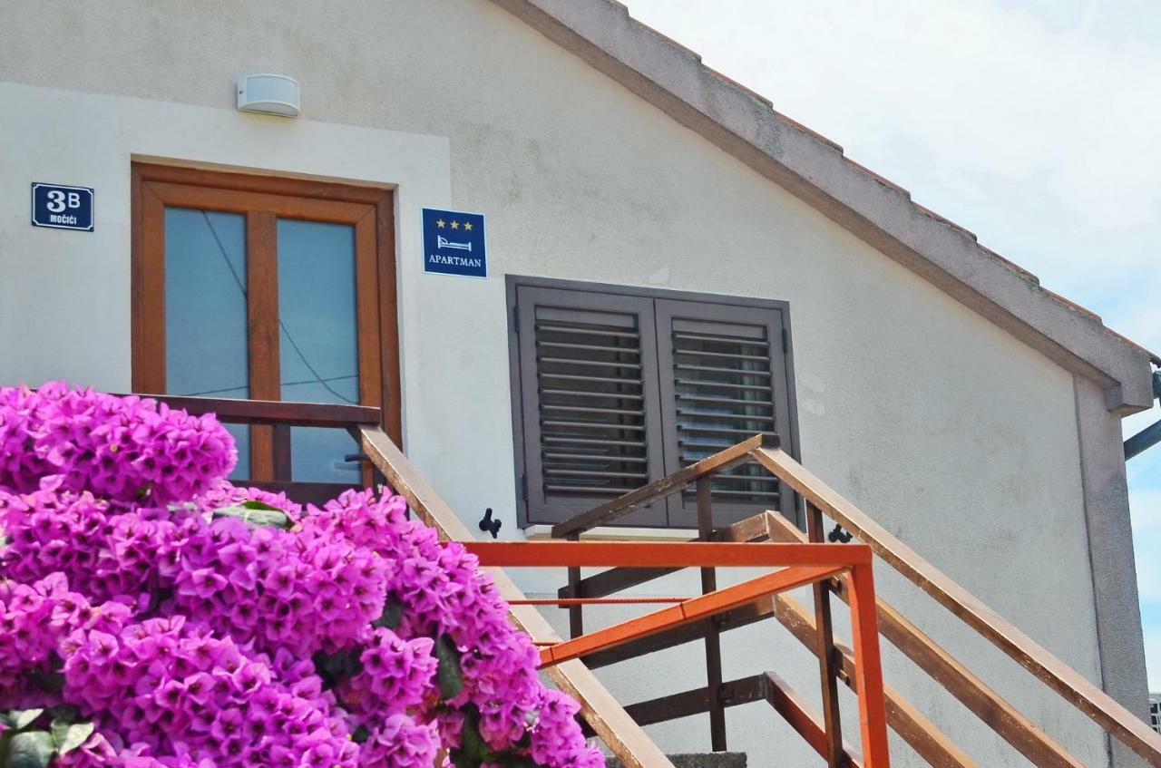 Le Petit Daire Čilipi Dış mekan fotoğraf